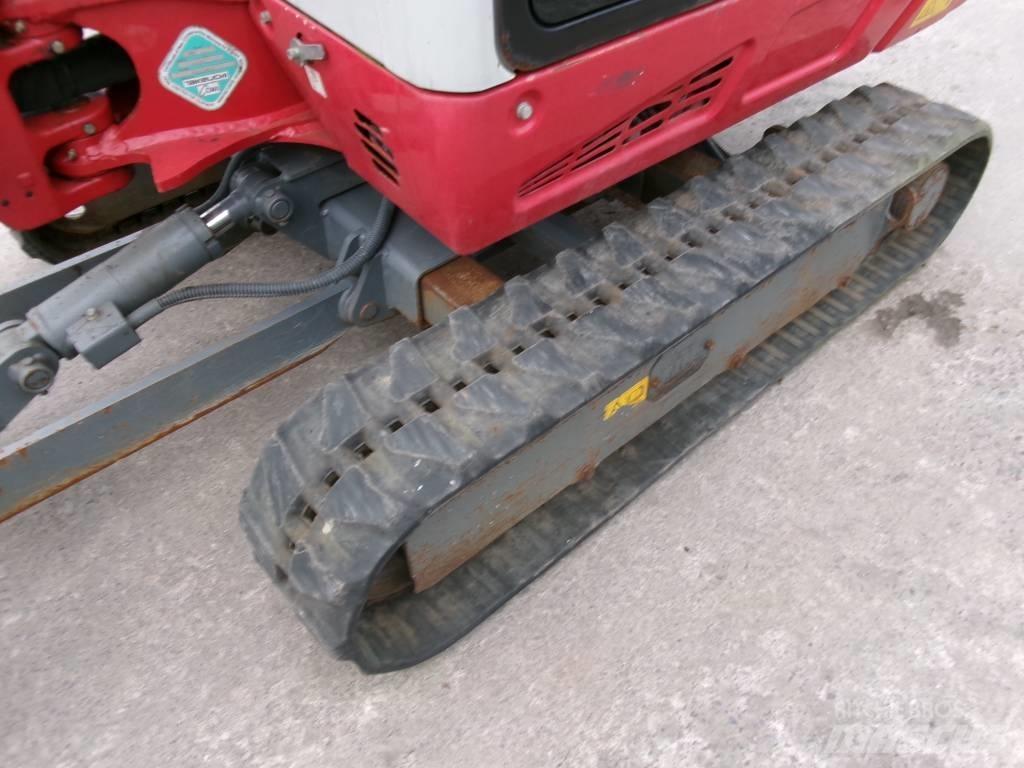 Takeuchi TB 216 Mini bagri <7t