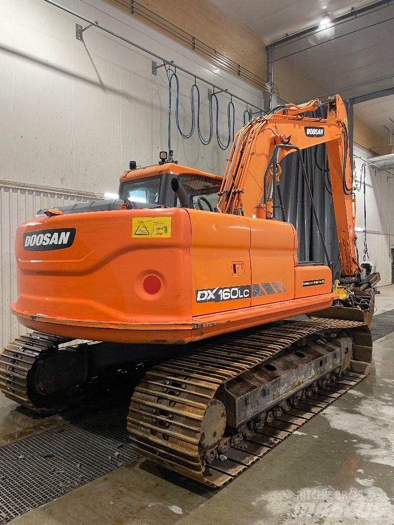 Doosan DX 160 Bagri goseničarji