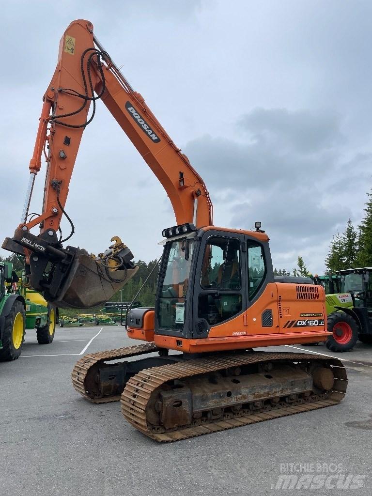 Doosan DX 160 Bagri goseničarji