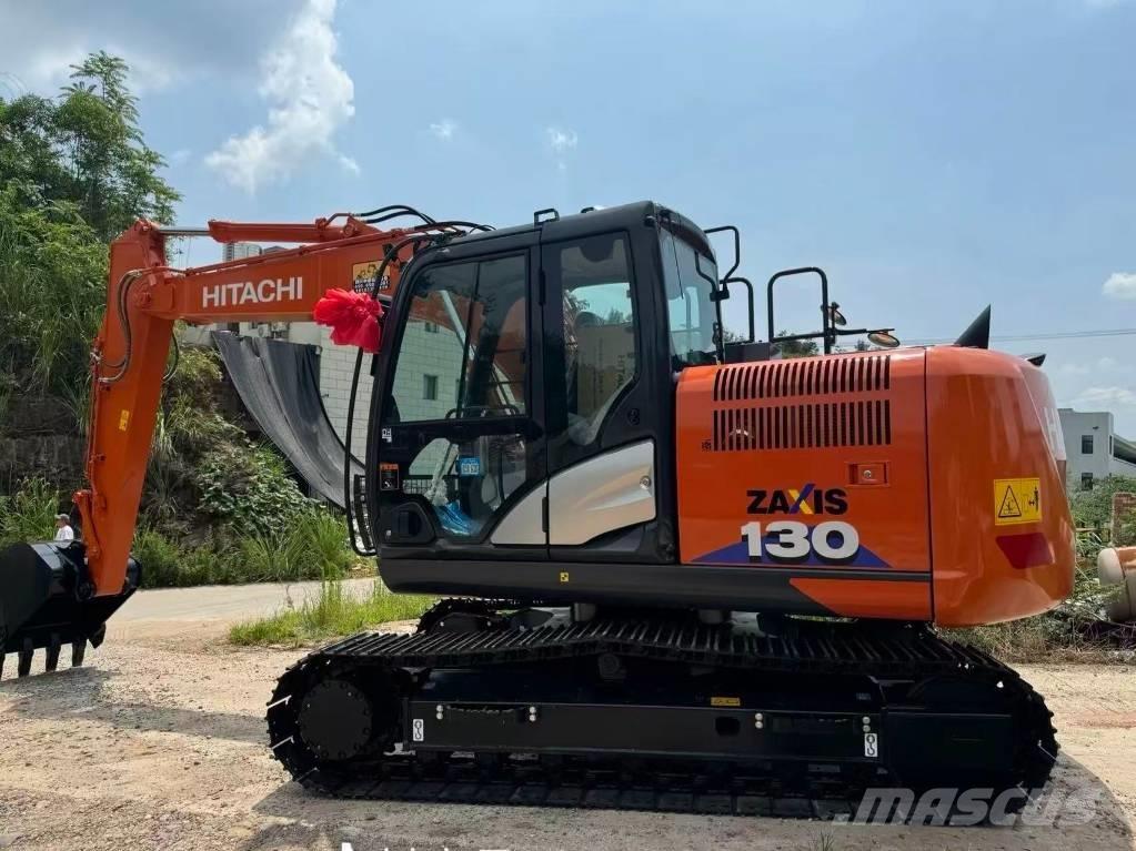 Hitachi ZX 130-6 Bagri goseničarji