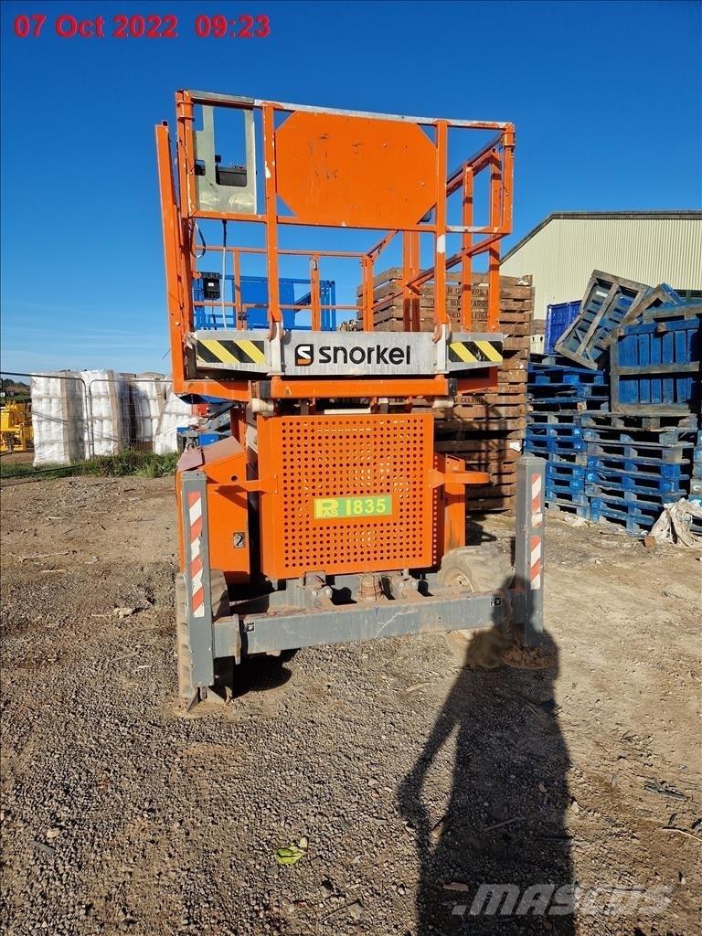 Snorkel S 3370 RT Škarjaste dvižne ploščadi