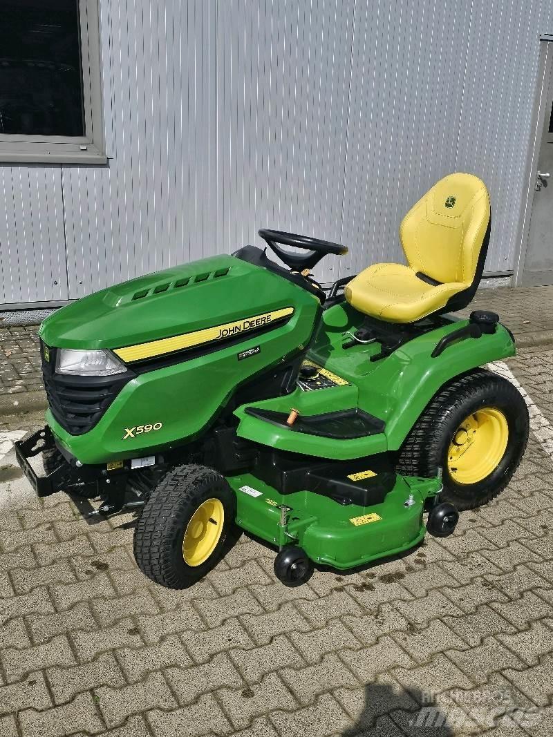 John Deere X590 Kosilnice