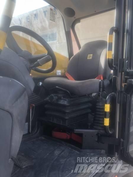 JCB 531-70 Kmetijski teleskopski nakladalci