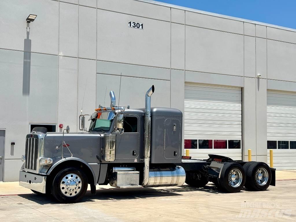 Peterbilt 389 Vlačilci