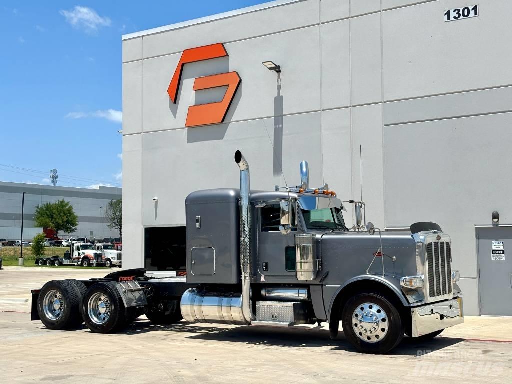 Peterbilt 389 Vlačilci