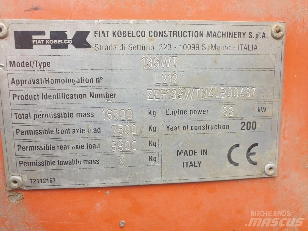 Fiat-Kobelco E 145 W Bagri na kolesih