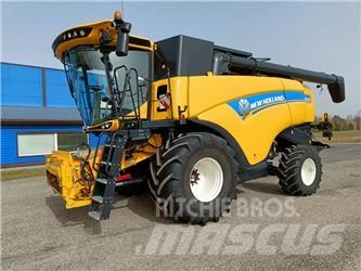 New Holland CX 8.85 Kombajni