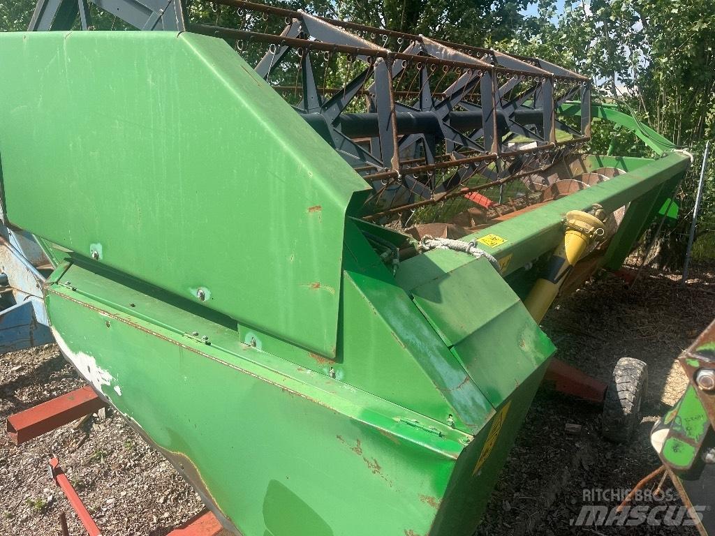 John Deere 2058 Kombajni