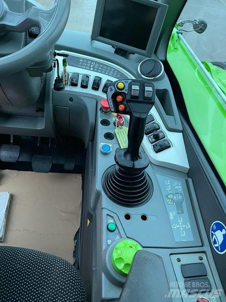 Merlo TF 42.7 Kmetijski teleskopski nakladalci