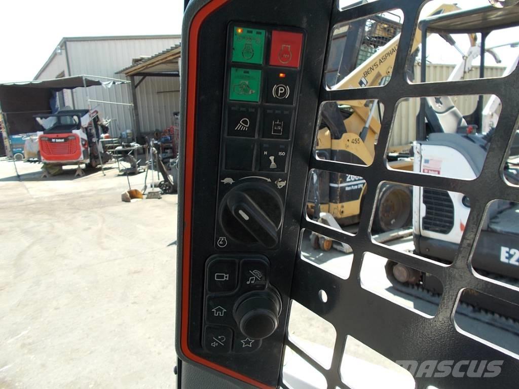 Bobcat S76 Skid steer mini nakladalci