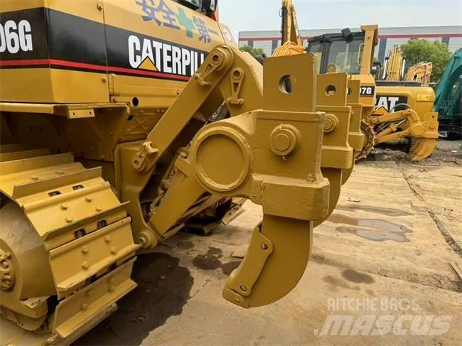 CAT D 6 G Buldožerji goseničarji