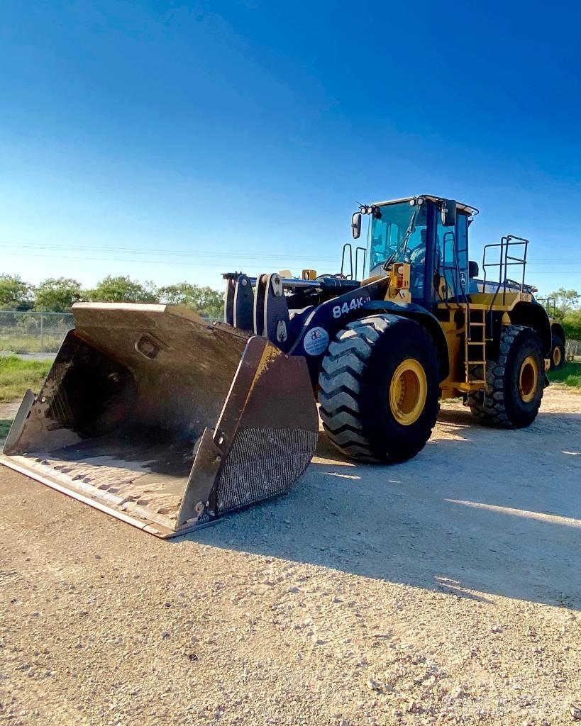 John Deere 844 K Kolesni nakladalci
