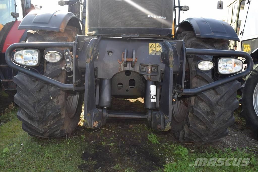 JCB Fastrac 8250 Traktorji