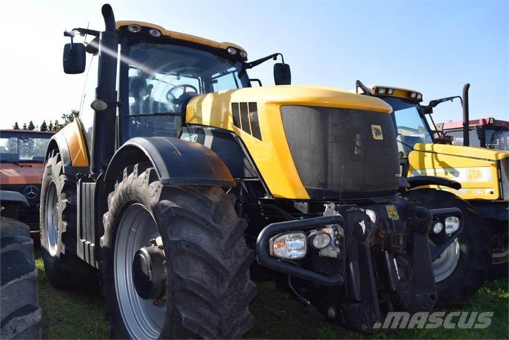 JCB Fastrac 8250 Traktorji