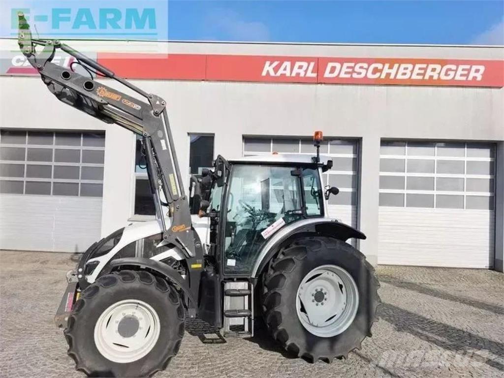 Valtra a 115 Traktorji