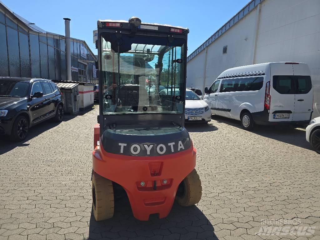 Toyota Traigo 80 Električni viličarji