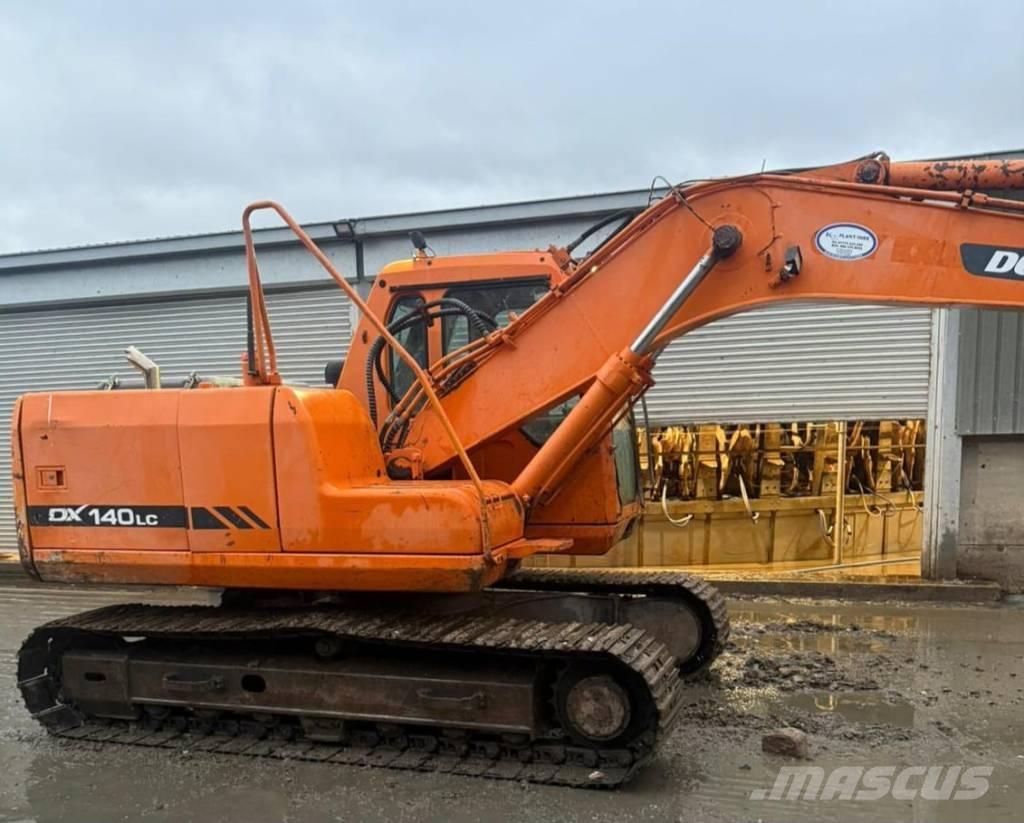 Doosan DX 140 LC Bagri goseničarji