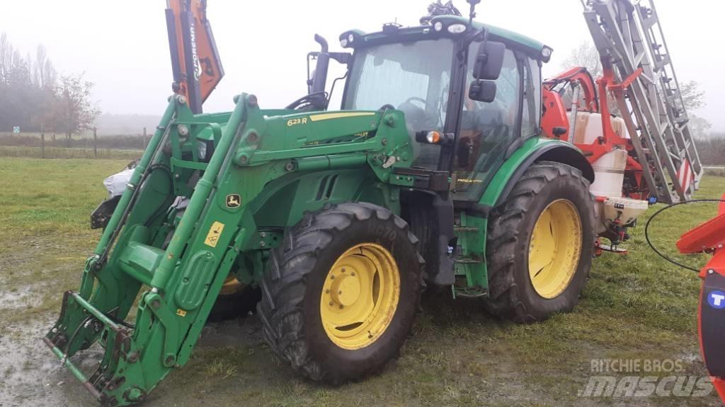 John Deere 6110 R Traktorji