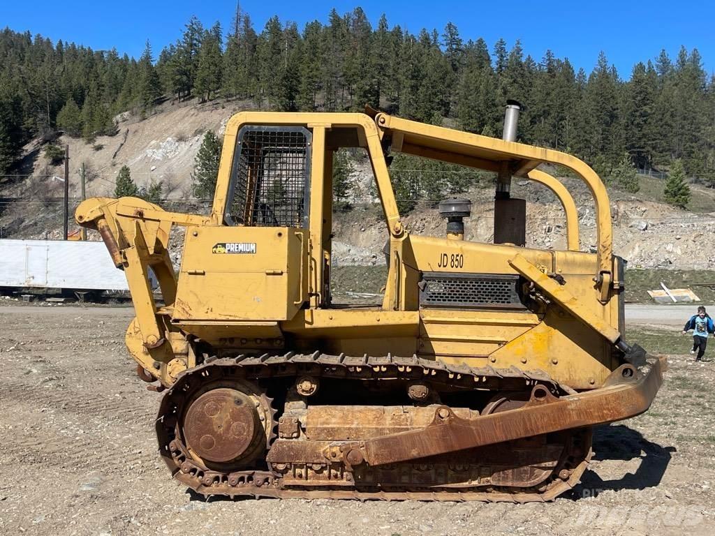 DEERE 850 Buldožerji goseničarji