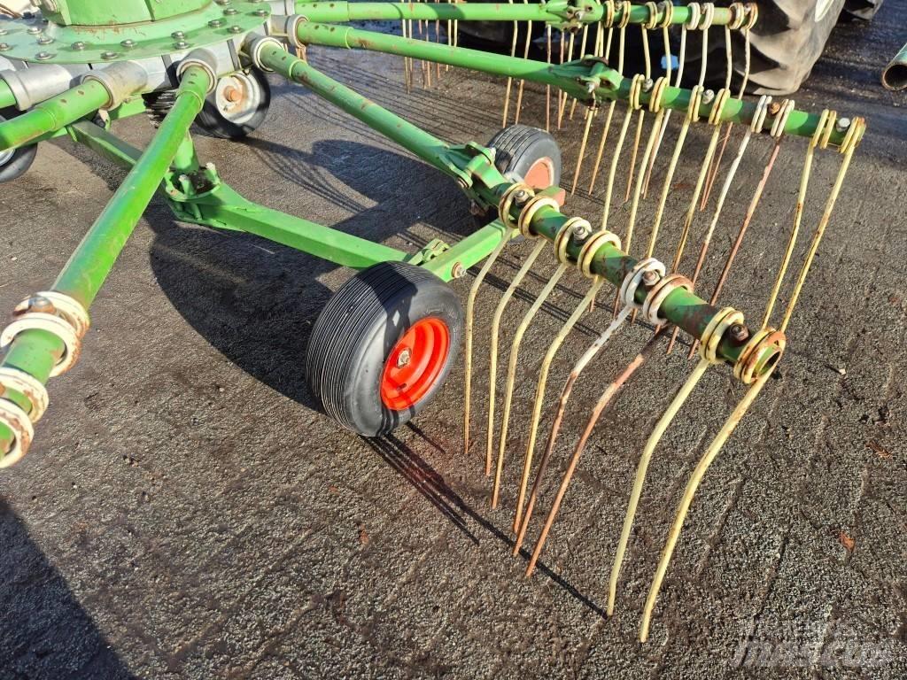 Krone Swadro 46 Zgrabljalniki