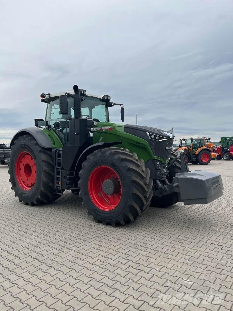 Fendt 1050 Traktorji