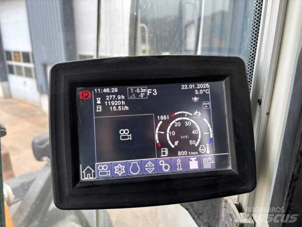 Liebherr L580 Kolesni nakladalci