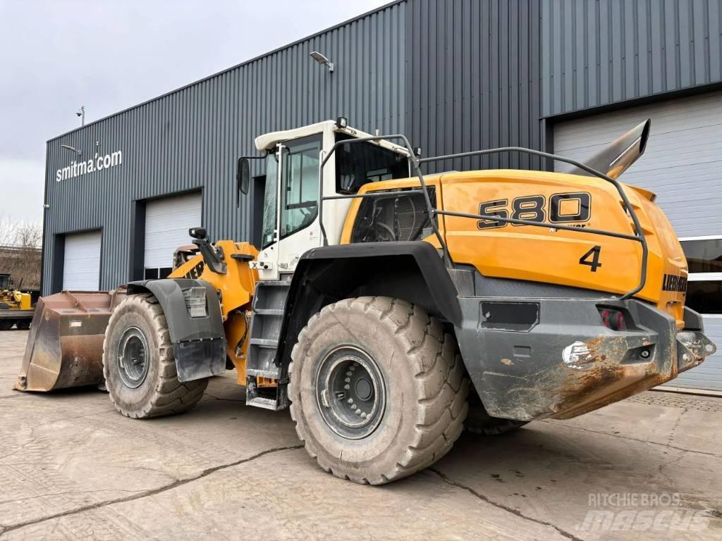 Liebherr L580 Kolesni nakladalci
