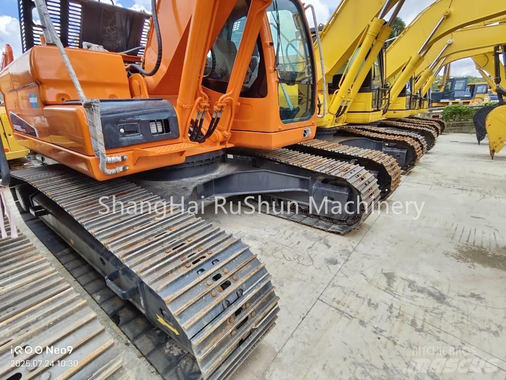 Doosan 225-7 Bagri goseničarji