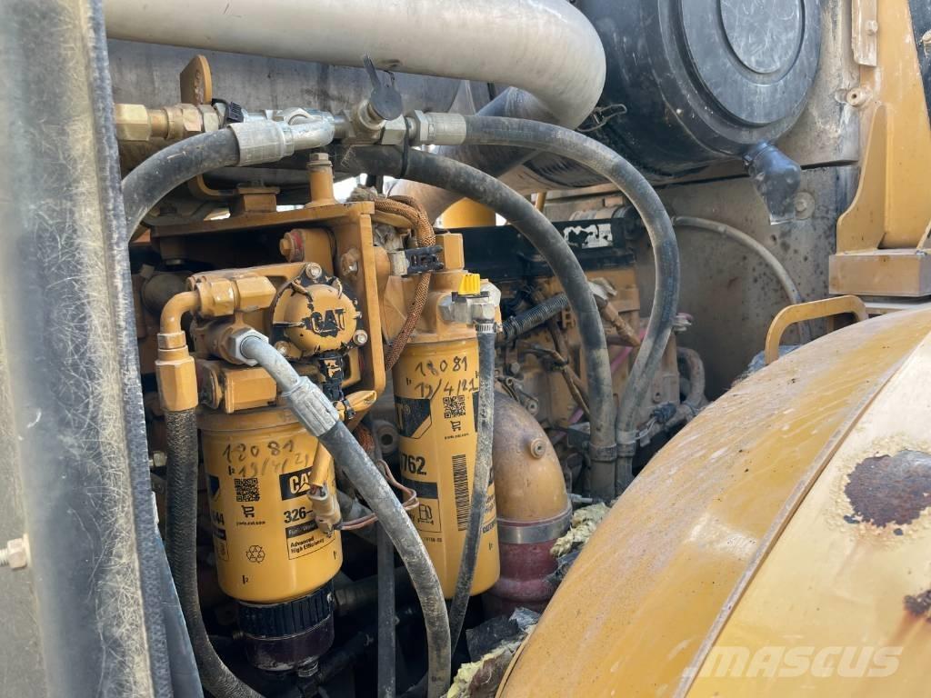 CAT 966H Kolesni nakladalci