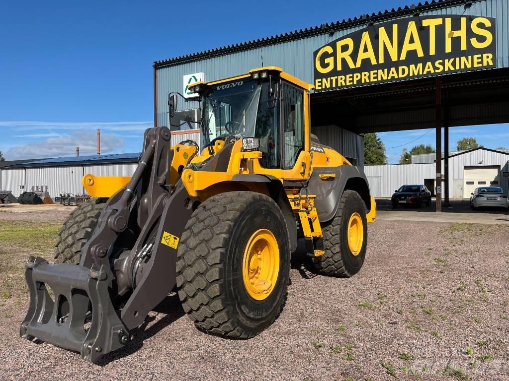 Volvo L 120 H / L120H Kolesni nakladalci
