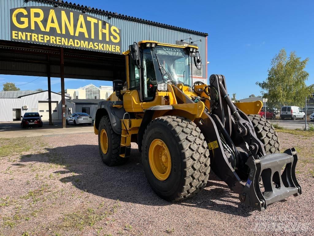 Volvo L 120 H / L120H Kolesni nakladalci