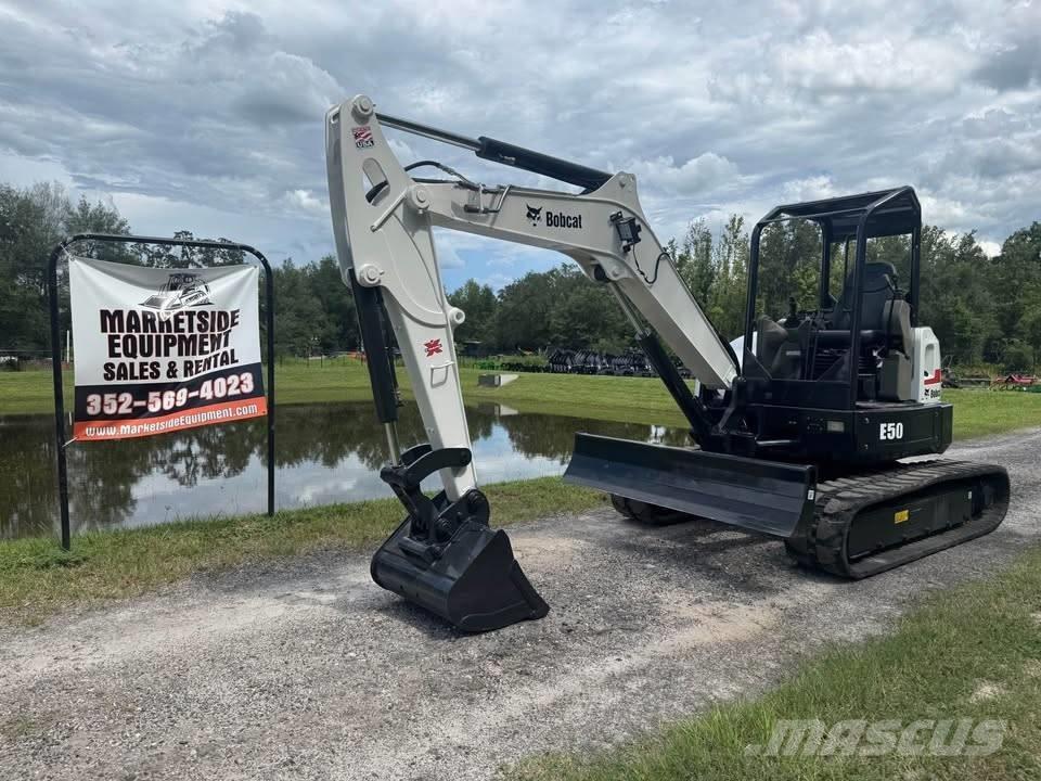 Bobcat E 50 Mini bagri <7t