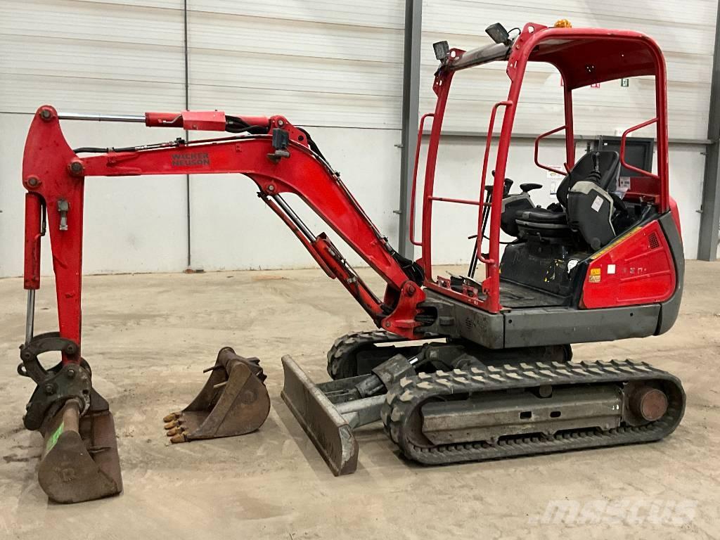 Neuson ET 24 Mini bagri <7t