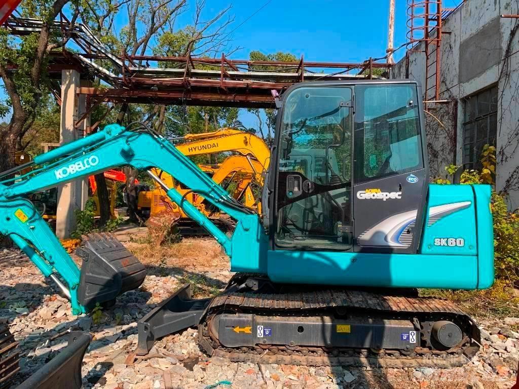 Kobelco SK 60 Bagri goseničarji