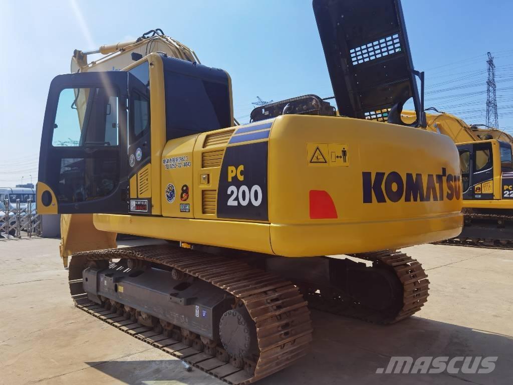 Komatsu PC 200-8 Bagri goseničarji