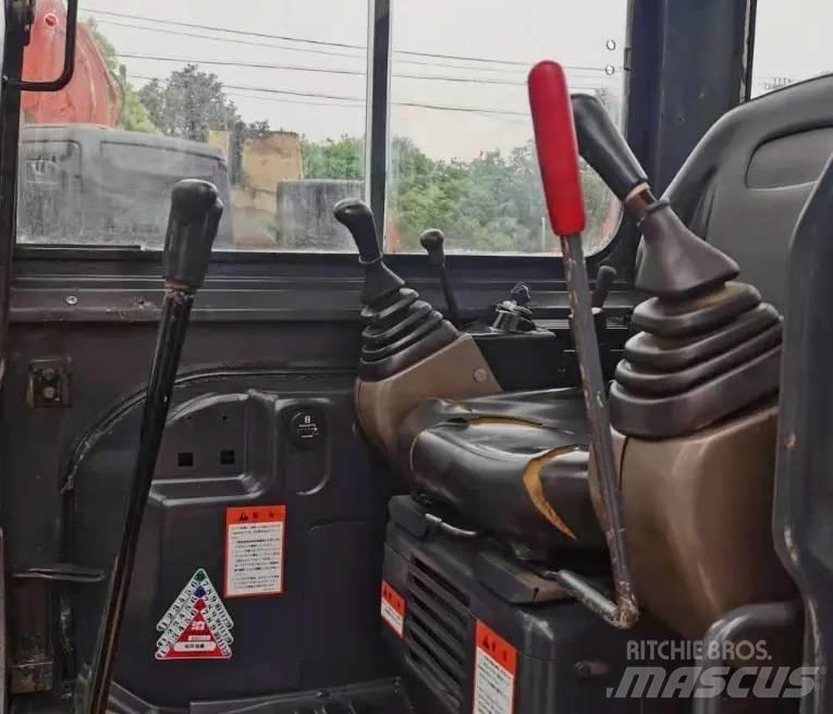 Kobelco SK50SR Bagri goseničarji
