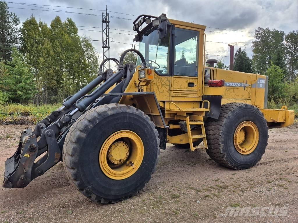 Volvo L 120 B Kolesni nakladalci
