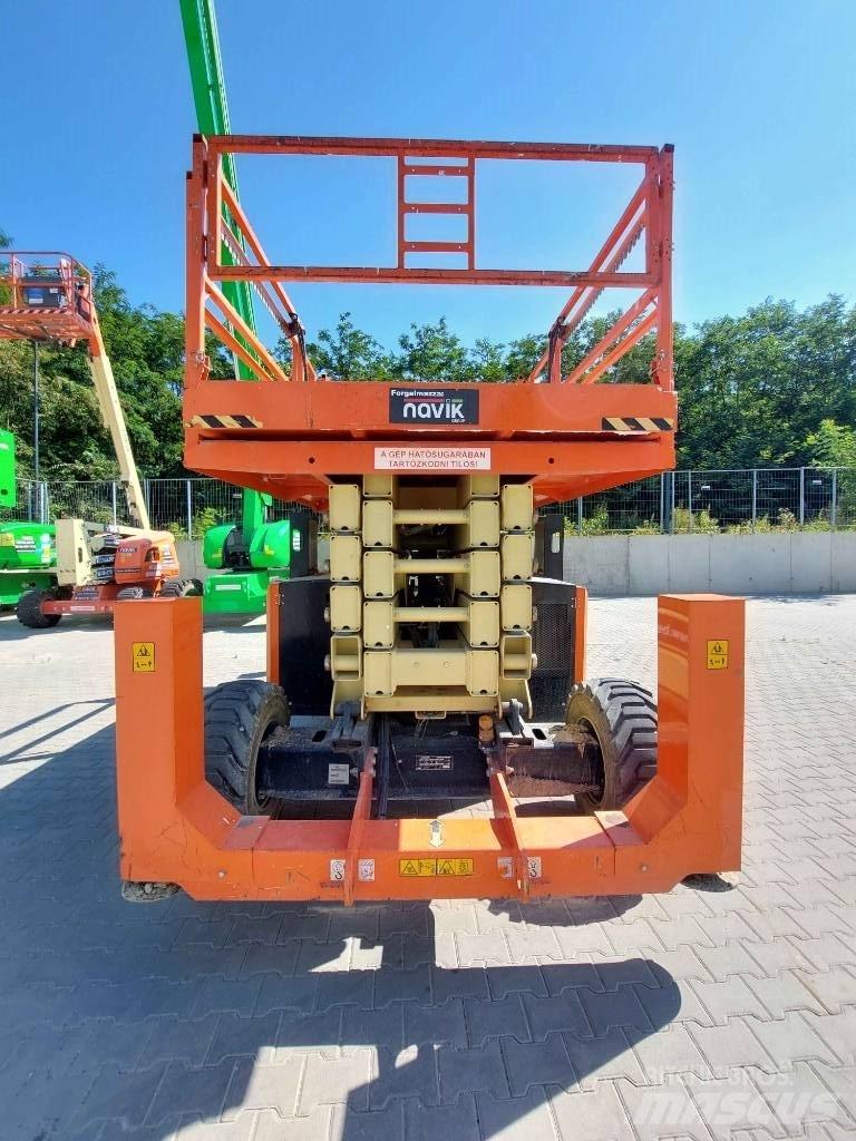 JLG 530 LRT Škarjaste dvižne ploščadi