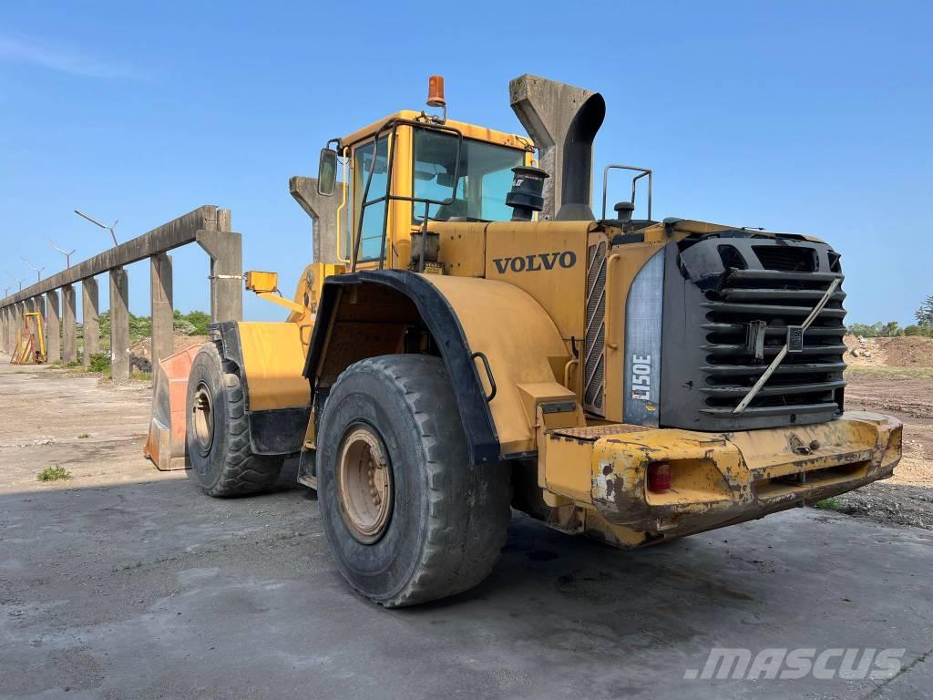 Volvo L 150 E Kolesni nakladalci