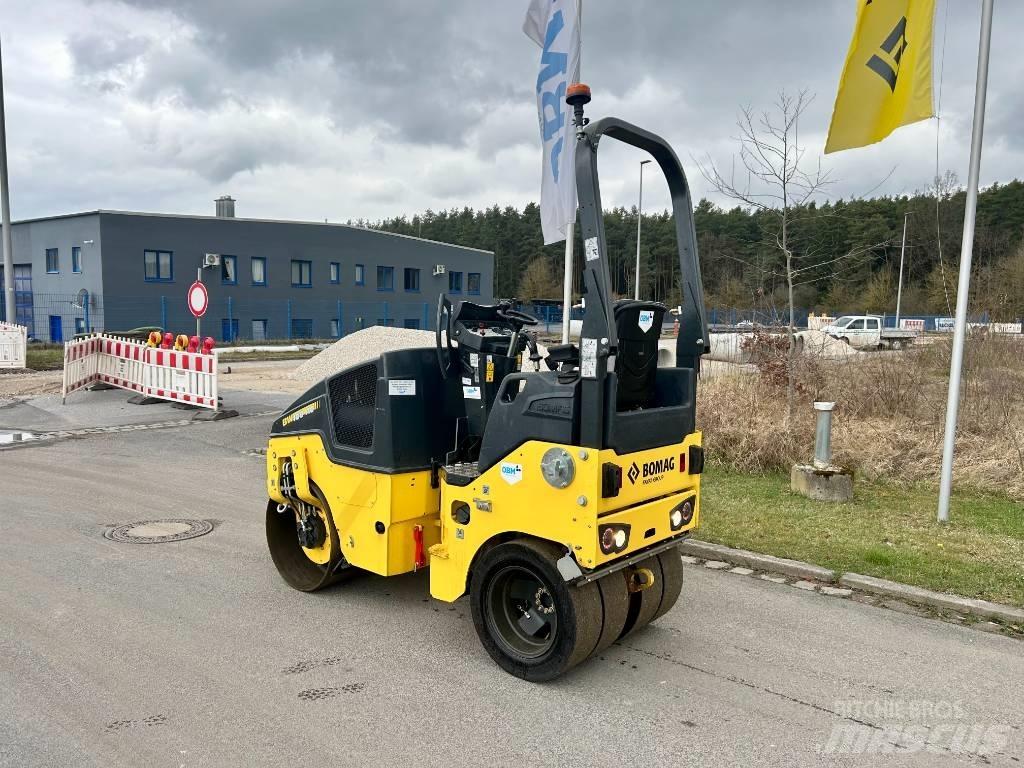 Bomag BW 100 AC-5 Dvojni valjarji