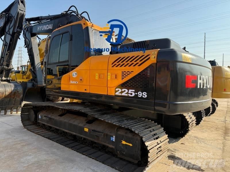 Hyundai 225-9S Bagri goseničarji