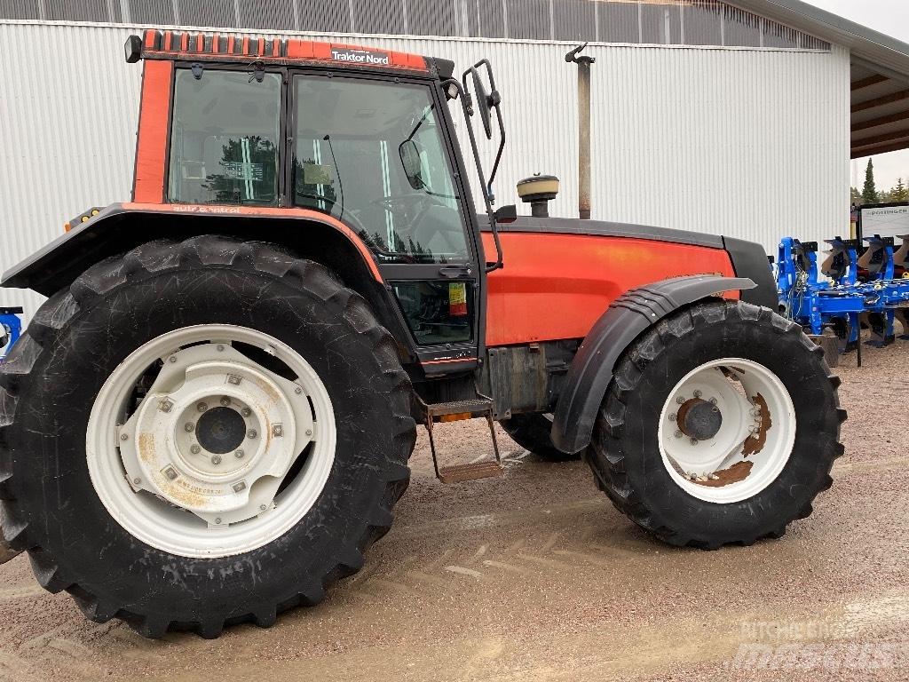 Valtra Valmet 8400 Traktorji