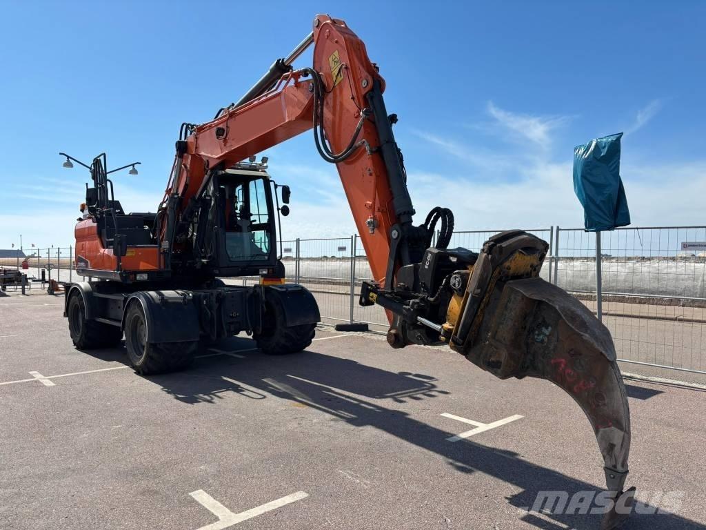 Doosan DX 160 W Bagri na kolesih