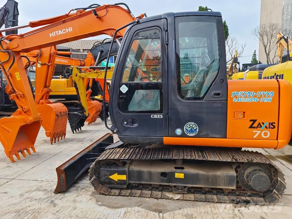 Hitachi ZX 70 Midi bagri 7t – 12t