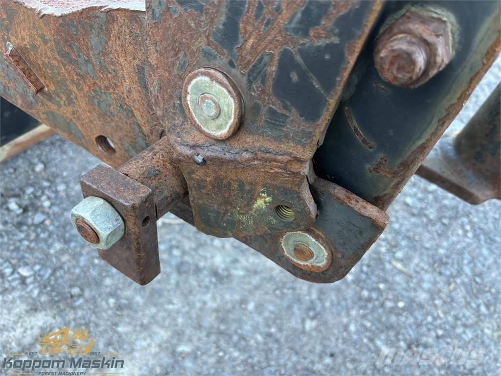 Valmet 890.1 Druge komponente