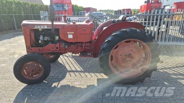 Volvo 400 Traktorji