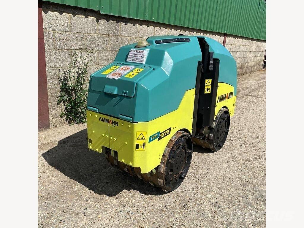 Ammann ARR 1575 Dvojni valjarji