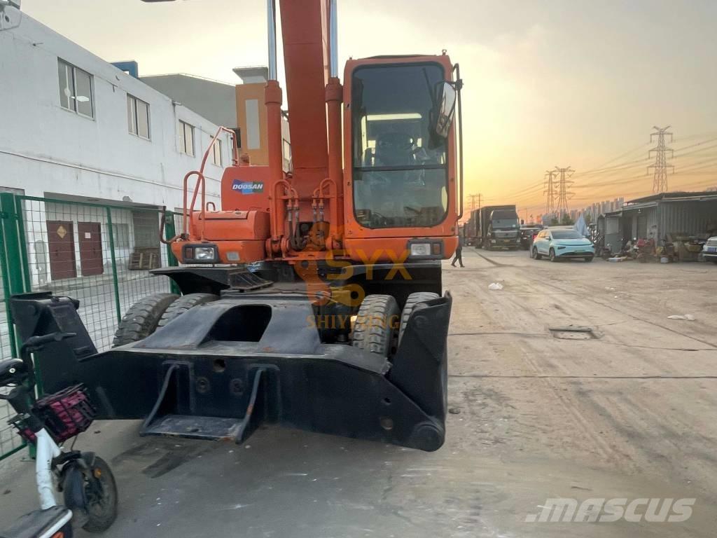 Doosan DH210W-7 Bagri na kolesih