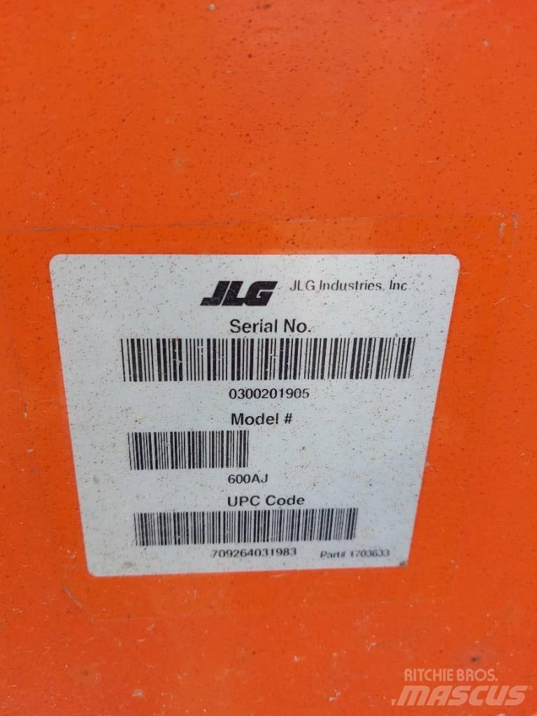 JLG 600AJ Zglobne dvižne ploščadi