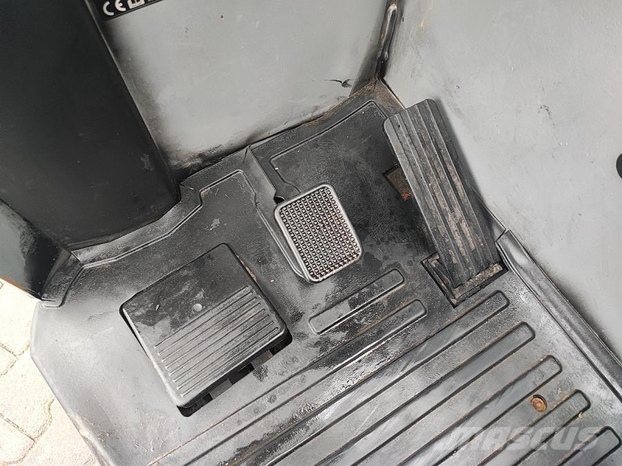 Still FM-X 14 Viličarji s pomičnim teleskopom